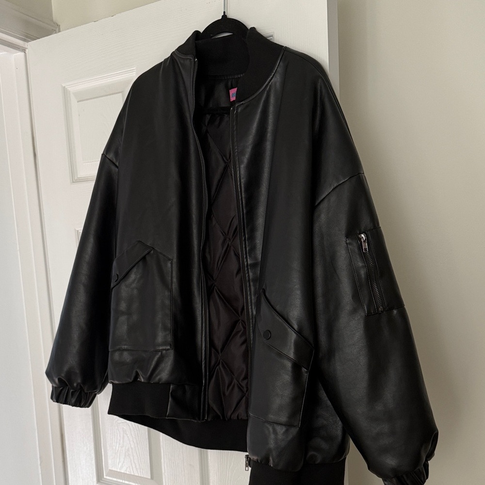 Edikted Black Leather Bomber Jacket - Picture 4 of 5